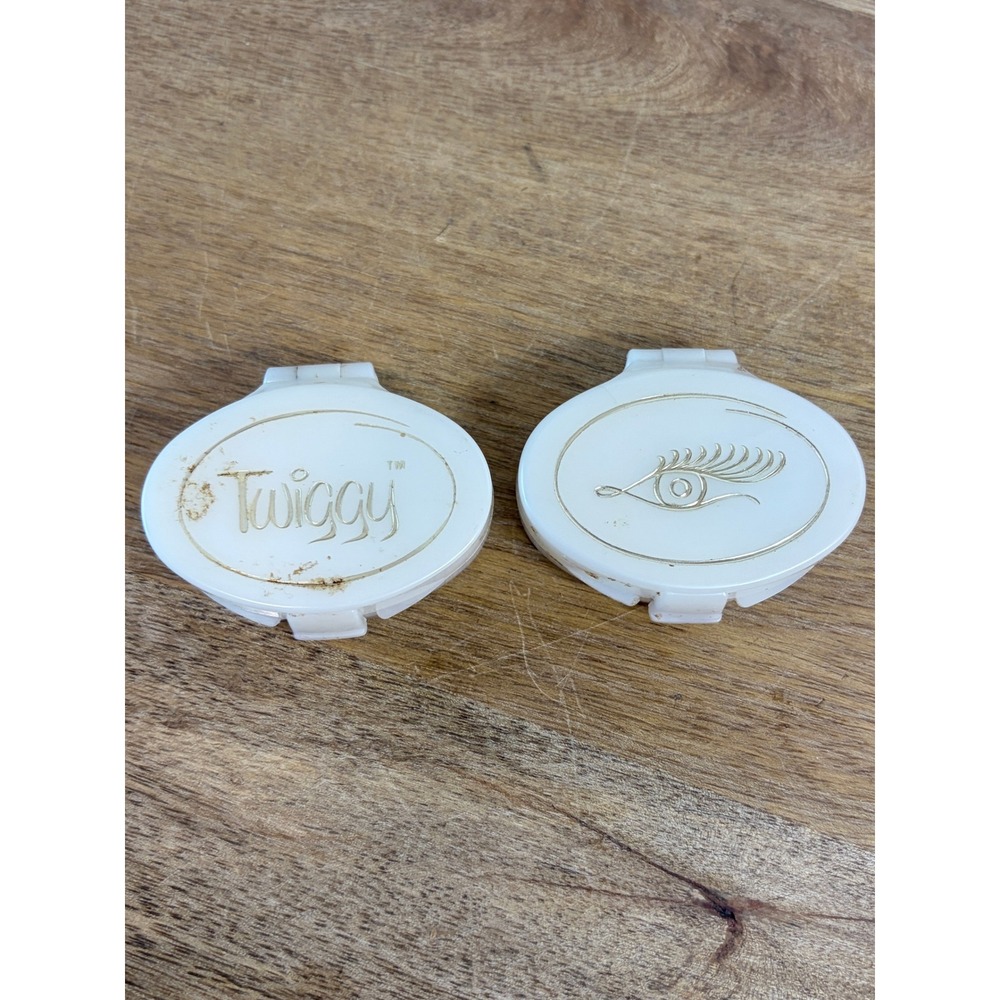 Yardley Twiggy Black White Eye Paint Compacts Set Vintage Mod Makeup